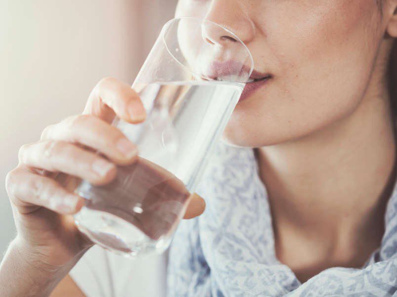 اهمیت نوشیدن آب در رژیم لاغری